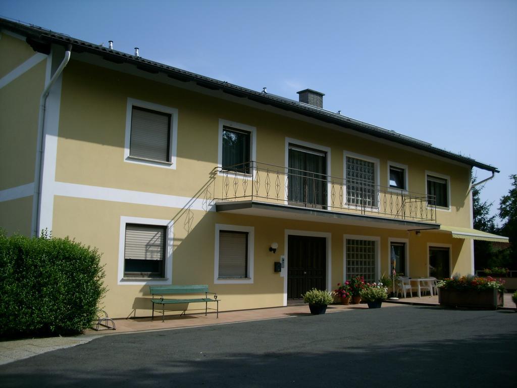Gaestehaus Steinmetz Sankt Martin an der Raab Экстерьер фото